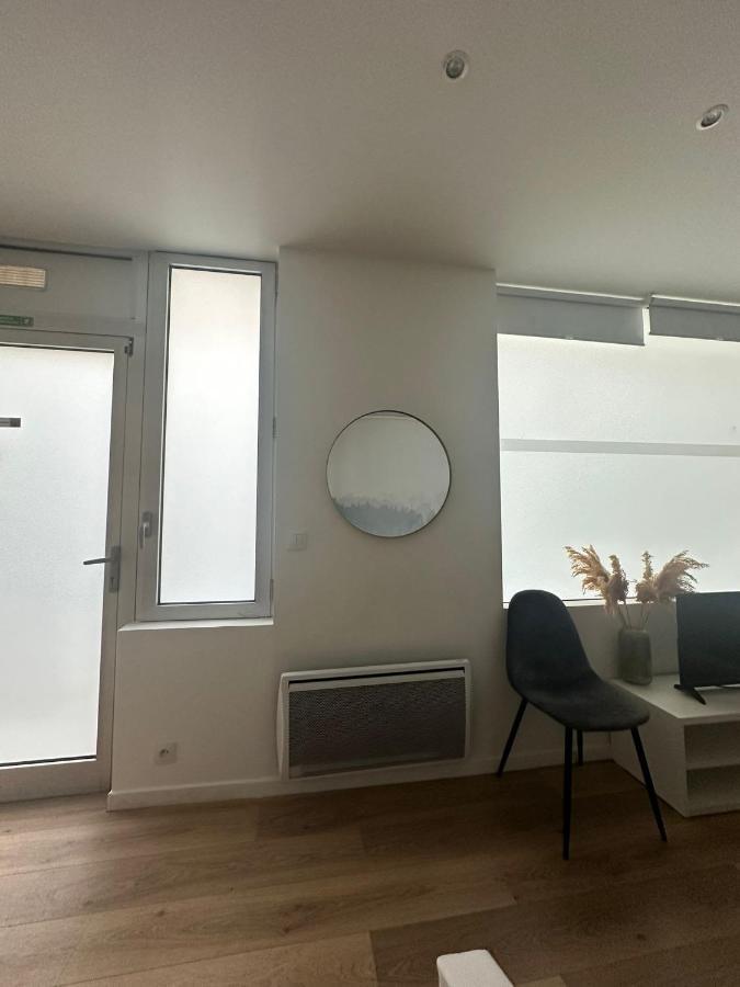 Appartement Modern And Warm Fully Renovated Split Level Apart Steps Away From The Grands Boulevard à Paris Extérieur photo
